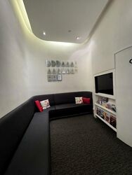 Camden Centre (D10), Retail #497412191